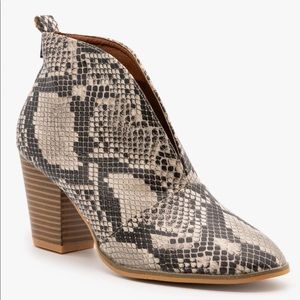 New Weeboo Snakeskin Boots